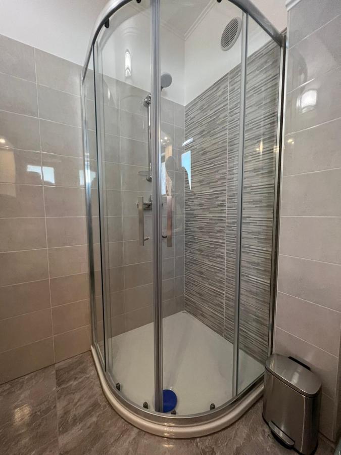 Apartman David ริเยกา ภายนอก รูปภาพ